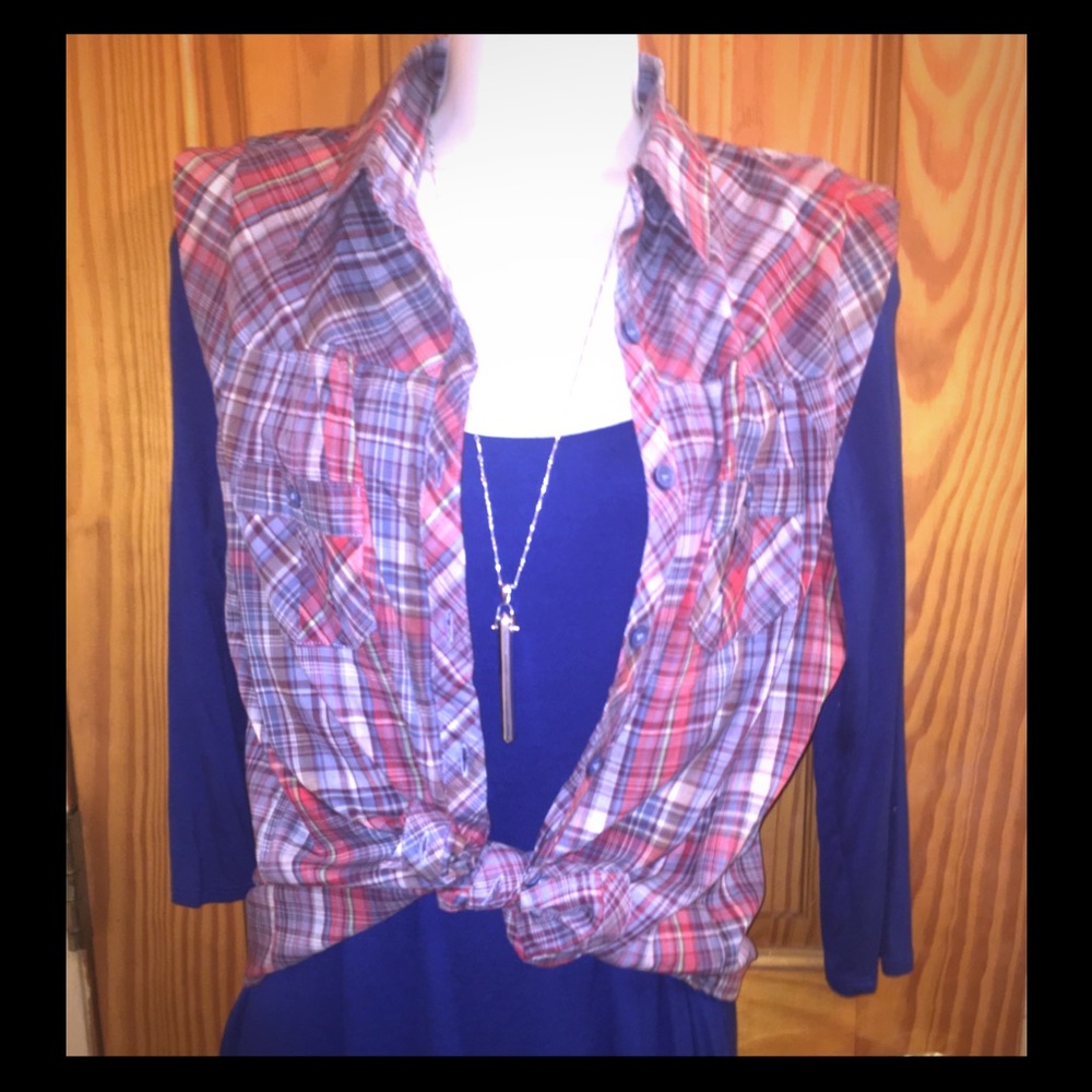 New Forever 21, XXI sleeveless button down Plaid L